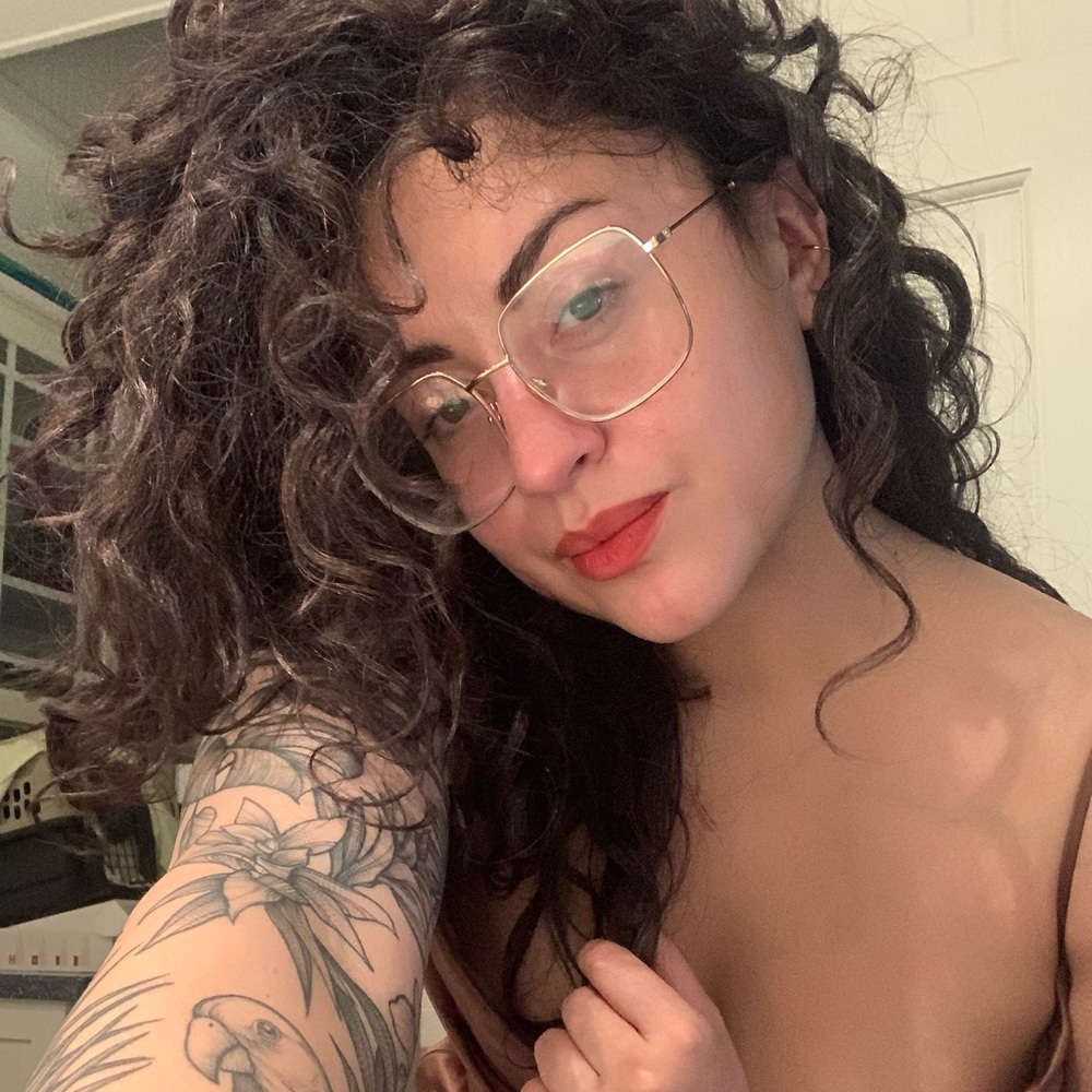 Meet your Posher, Cristina